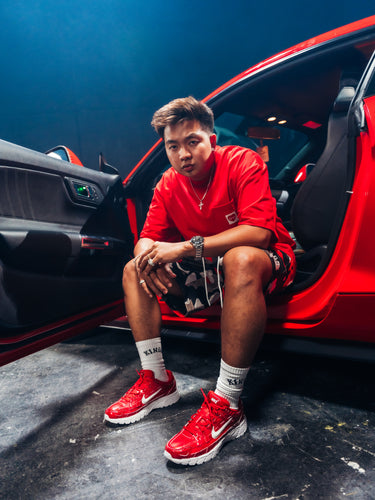 KINGS® THE CREST POCKET TEE RED SCEPTRE