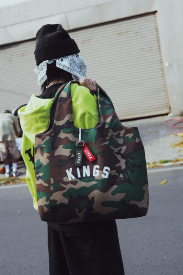 KINGS® AURYN TOTE CAMO