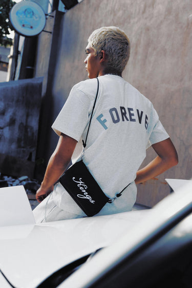 KINGS® AERYN NYLON SMARTPHONE BAG